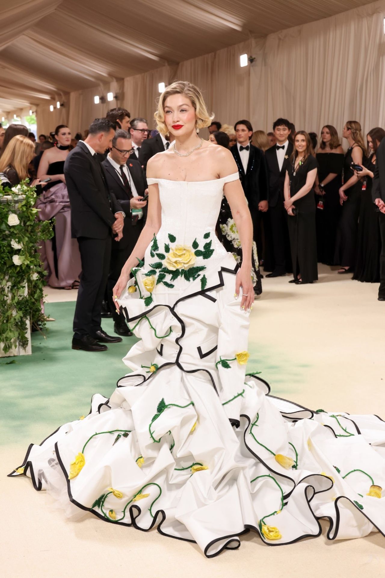 Gigi Hadid in Floral Gown at Met Gala 2024 in New York City16